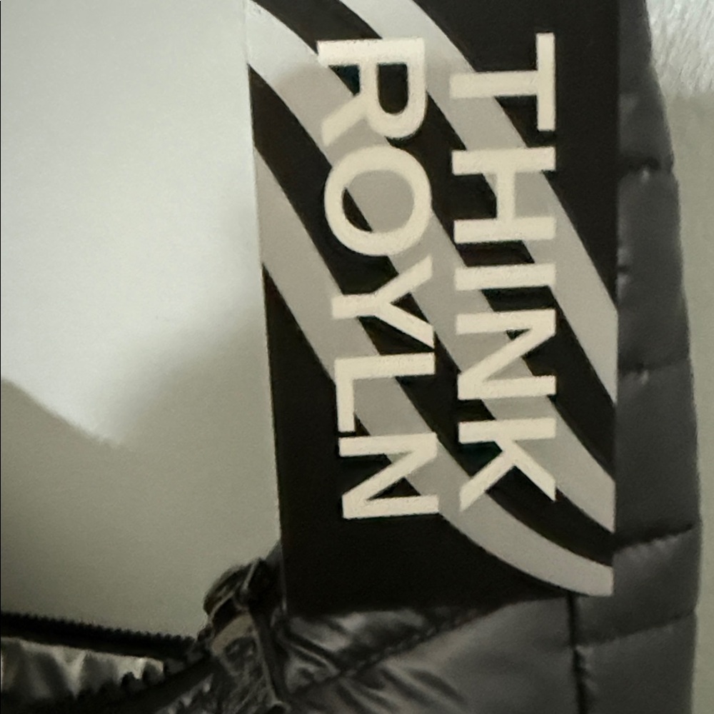 THINK ROYLN Quilted Black Belt Bag - Picture 4 of 9